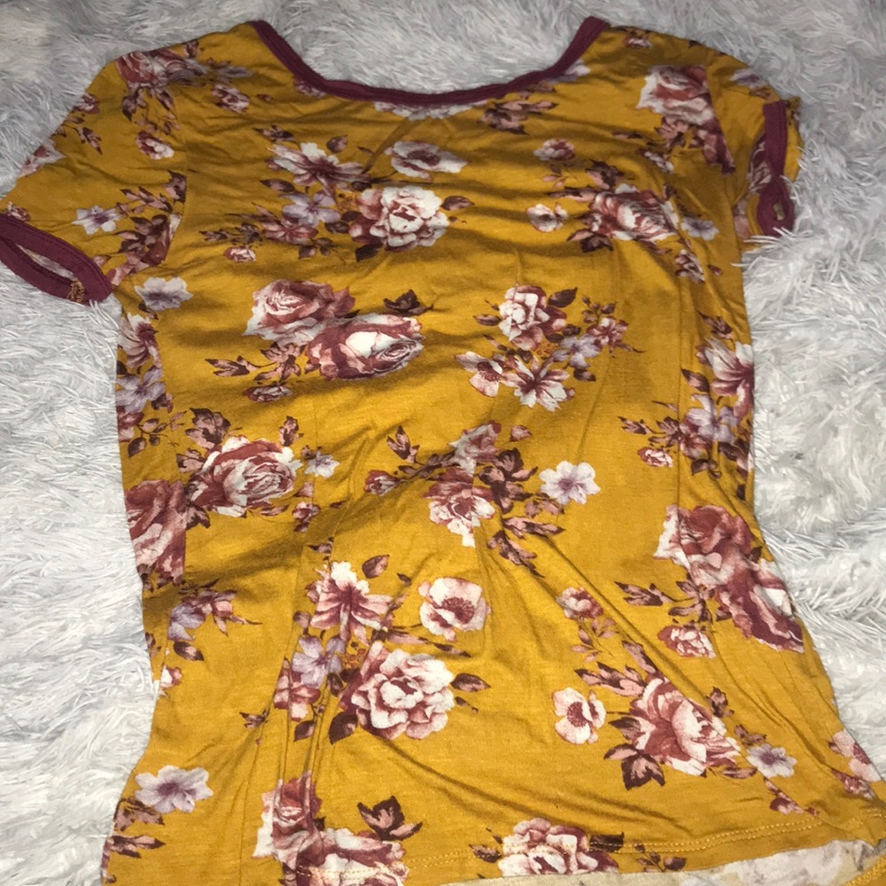 Cute floral top